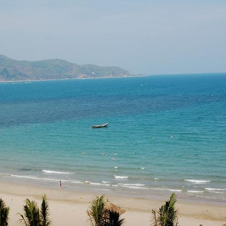 Minh Nhat Hotel Nha Trang Exterior foto
