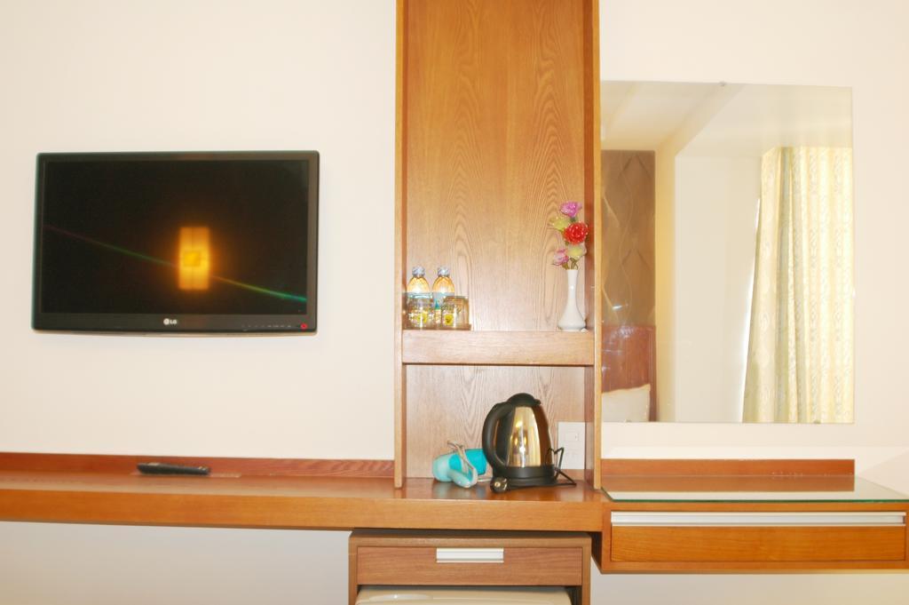 Minh Nhat Hotel Nha Trang Quarto foto